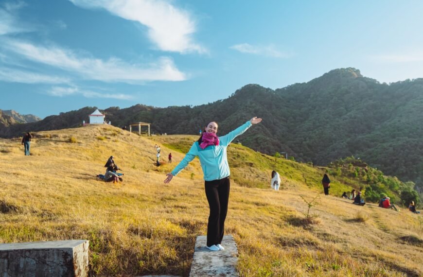 Are You Burnt Out or Just Need to Join the Best Yoga School in Rishikesh? 
