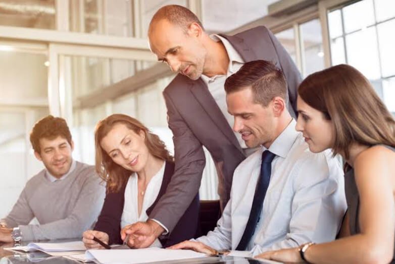 5 Qualities That Set Successful Executives Apart